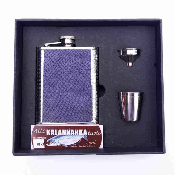 Hip flask 18 cl, Salmon leather, dark blue in a gift box