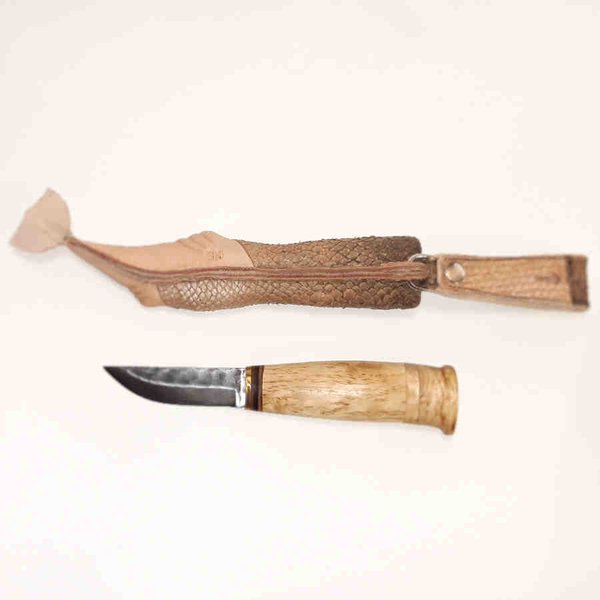Puukko knife with Salmon leather steath, SK20-20